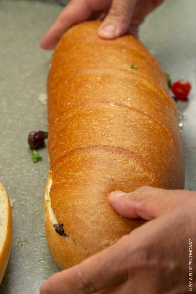Recipe for making a Pan Bagnat sandwich