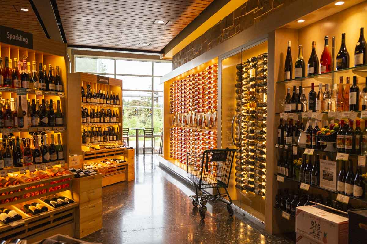 Three Feathers Wine Pour at Market of Choice - Cedar Mills.